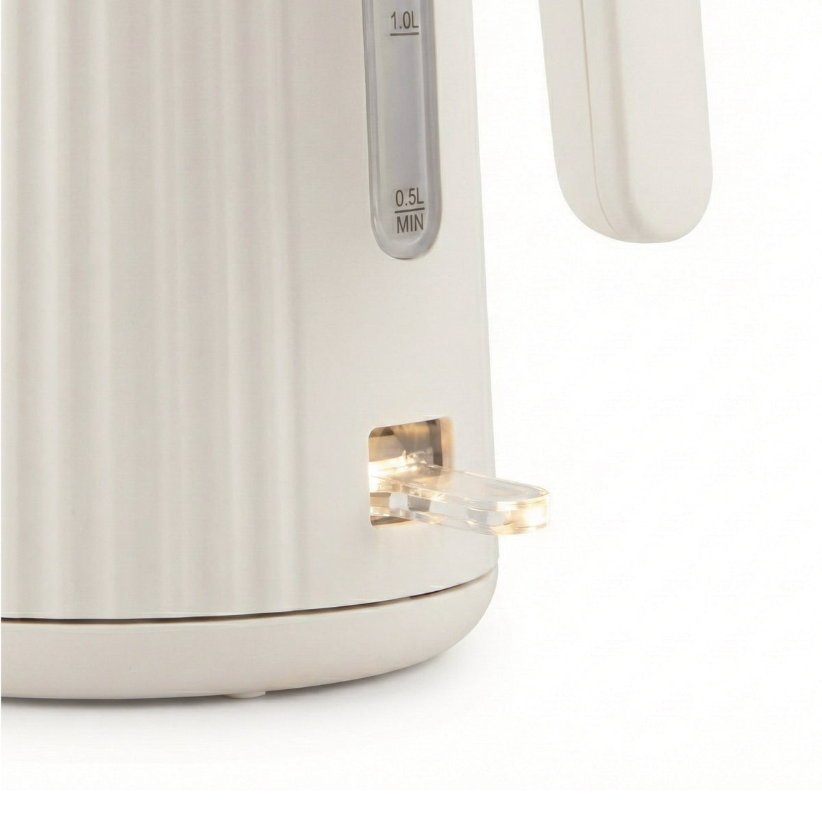 Seeger electric design kettle in beige with pleated finish – product image 6