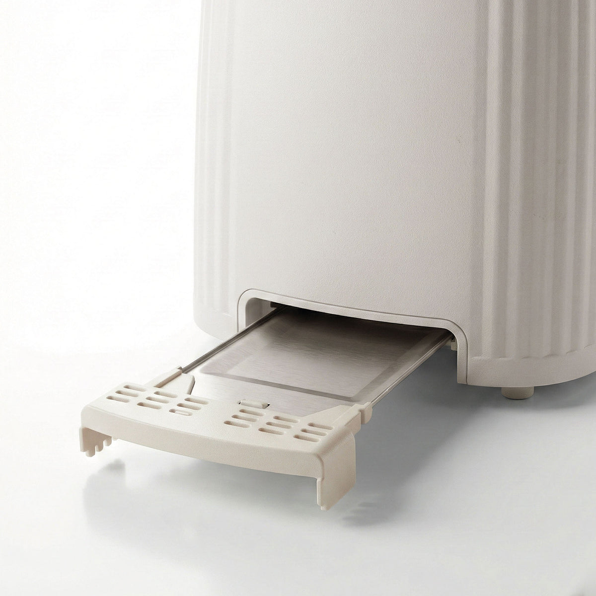 Seeger Toaster | Pleated Design Beige