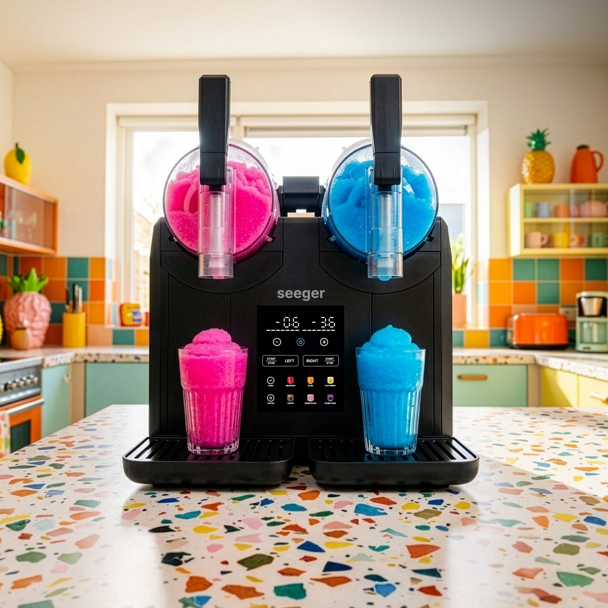 Slush machine voor thuis die twee smaken slush tegelijk maakt op het aanrecht