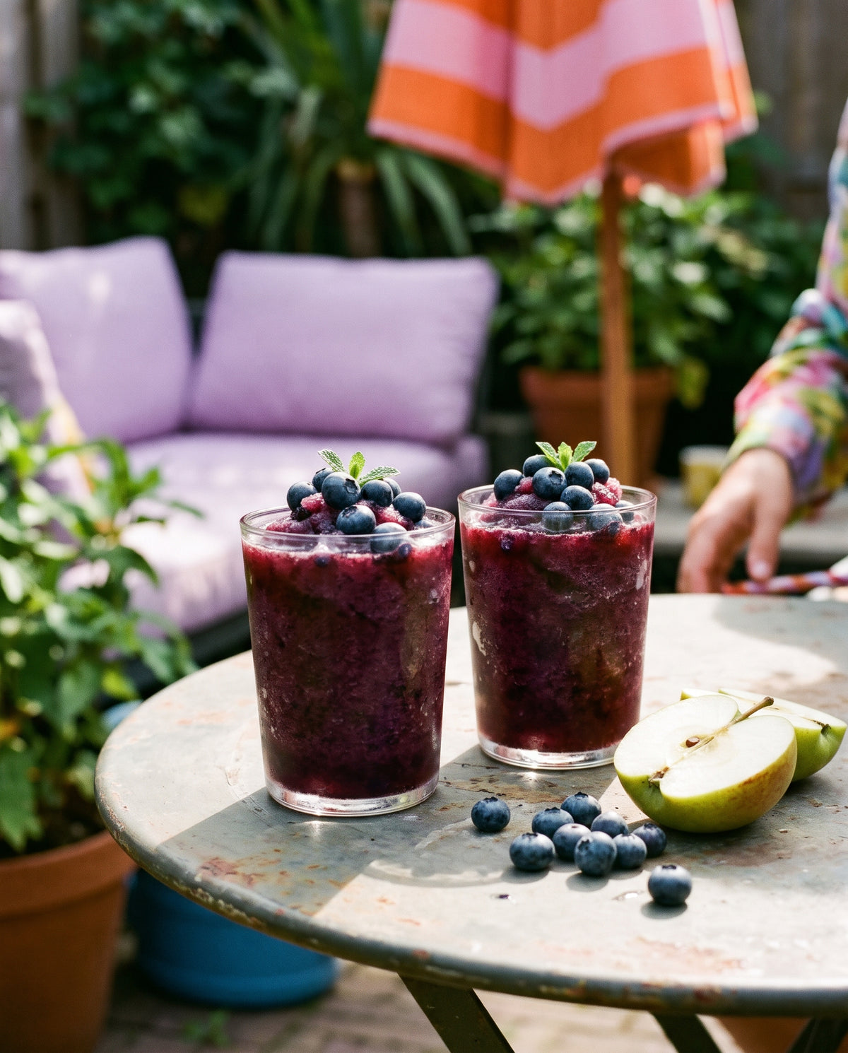 Blueberry apple slush, recipe photo