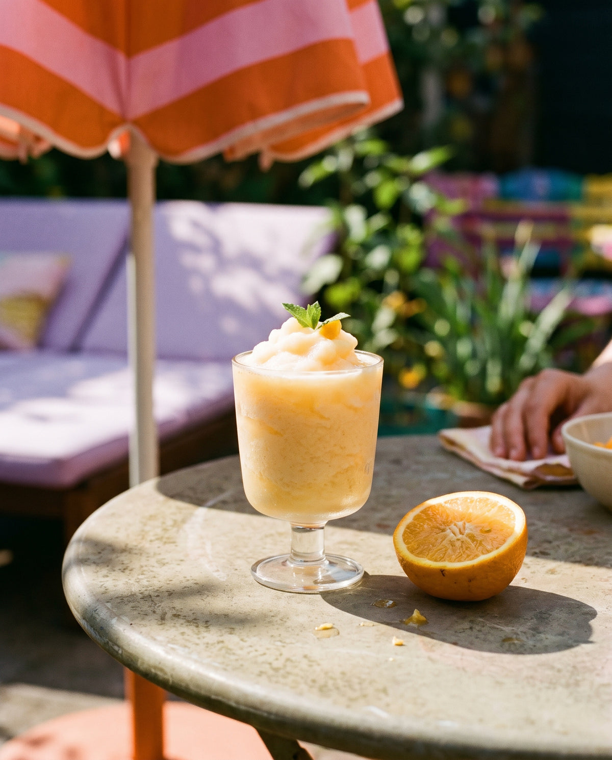 Orange juice liqueur slush (18+), recipe photo